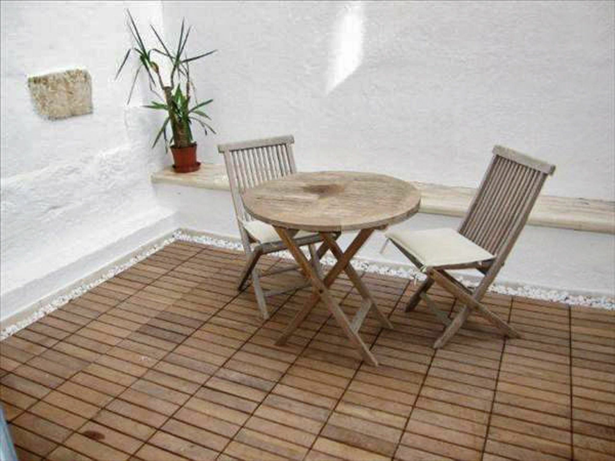 Elegant With Terrace In Balluta, St. Julians, Just Off The P